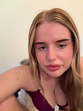 yourhornyslut live cam, Netherlands, Average, Black, Blue - EroticFlix