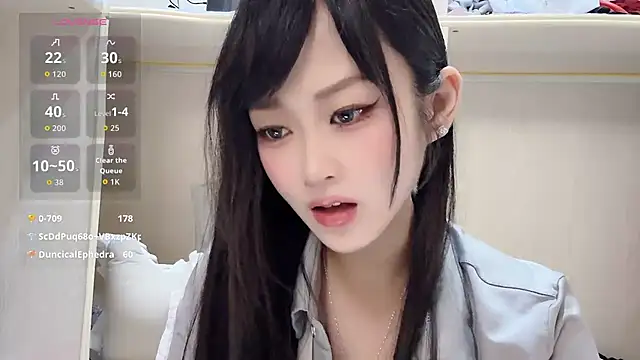 yueyue2003 live cam, Average, Brown, Brown, Big Ass - EroticFlix